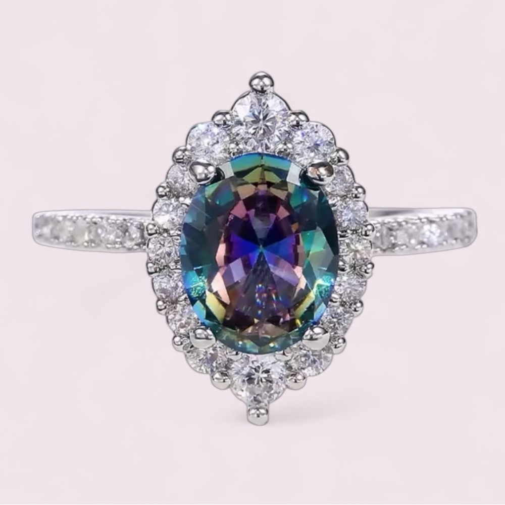 Gorgeous 925 Sterling Silver Engagement Iridescent CZ Vintage Ring